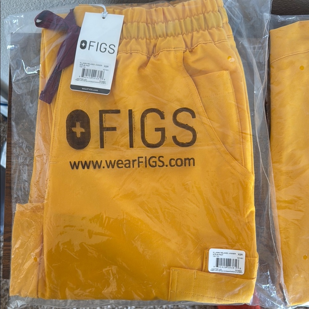 FIGS relaxed  jogger